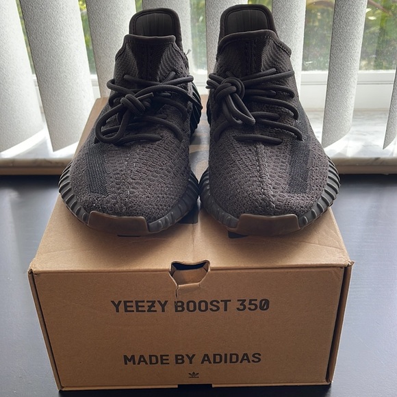 Yeezy Boost V2 Cinder Size 8 - Picture 6 of 7